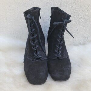 Vince suede lace up block heel black ankle bootie Size 9